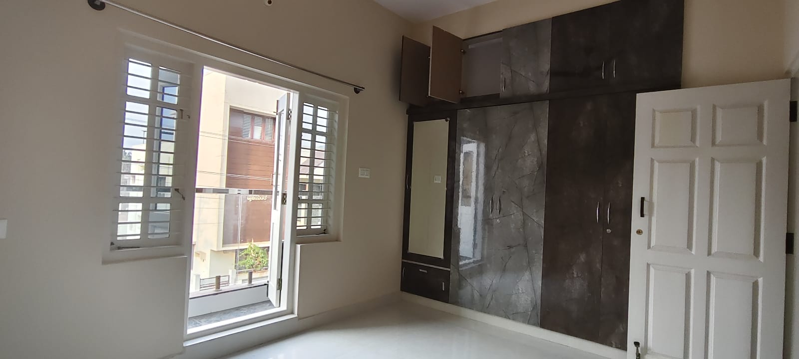 Gallery Image 22